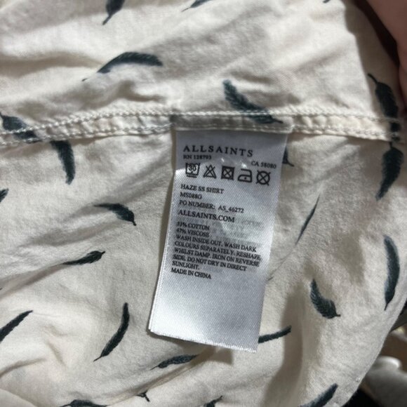 AllSaints men's shirt XL white blue feather print short sleeve button down - Picture 3 of 6